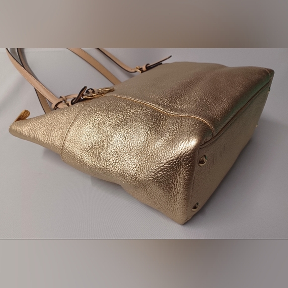 Michael Kors Gold Leather Jet Set Top Zip Tote EUC $343 Retail - Picture 8 of 15